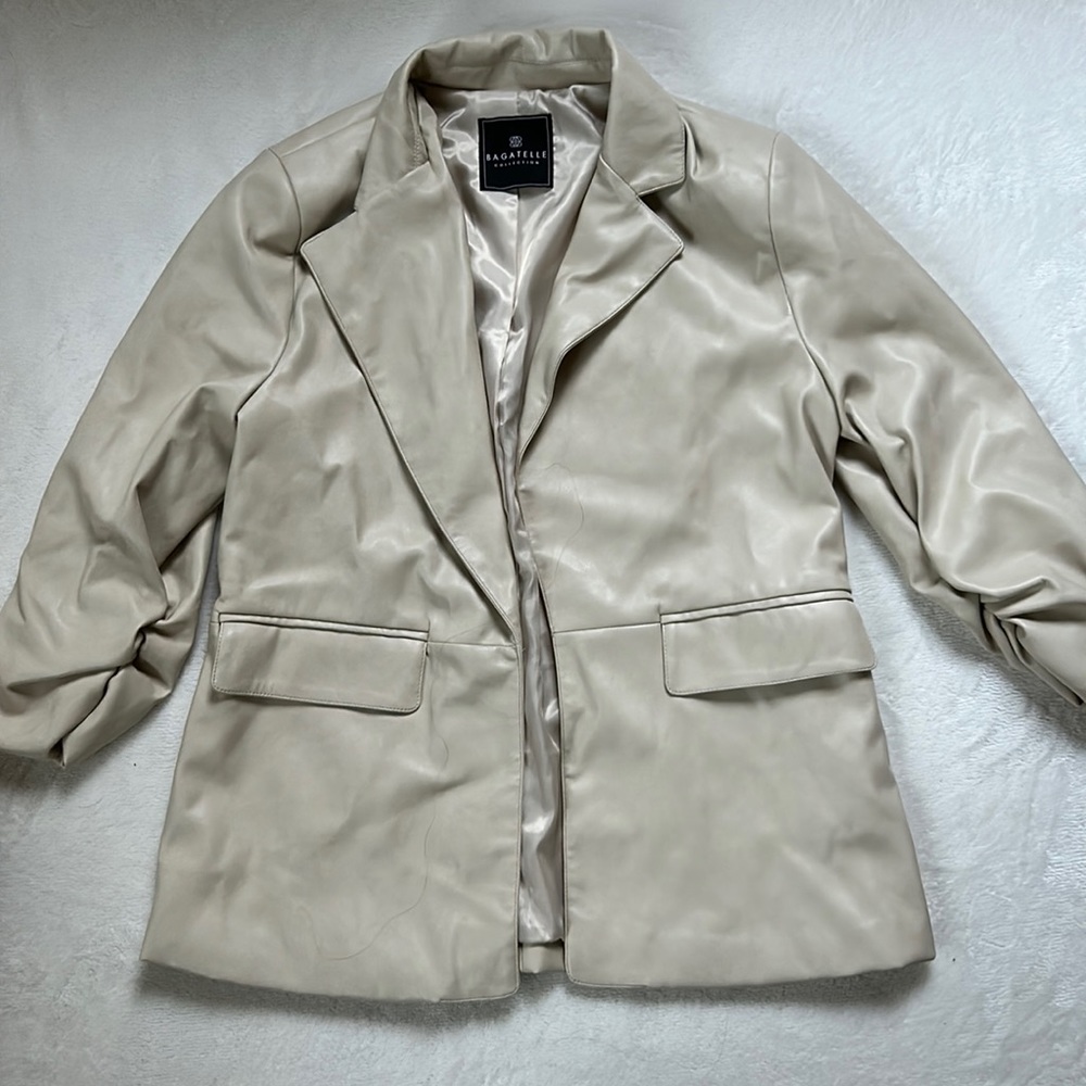 Bagatelle cream leather blazer
